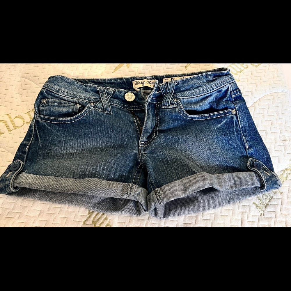 Indigo rein| Macys Jean shorts Size 0